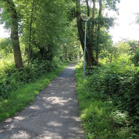 Semesterbostad Am Ostfrieslandwanderweg, 15177 *