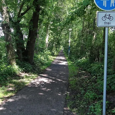 Semesterbostad Am Ostfrieslandwanderweg, 15177 *